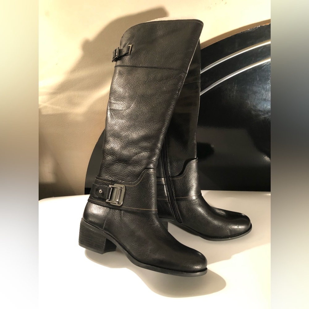 VINCE CAMUTO ALFELLA BOOT